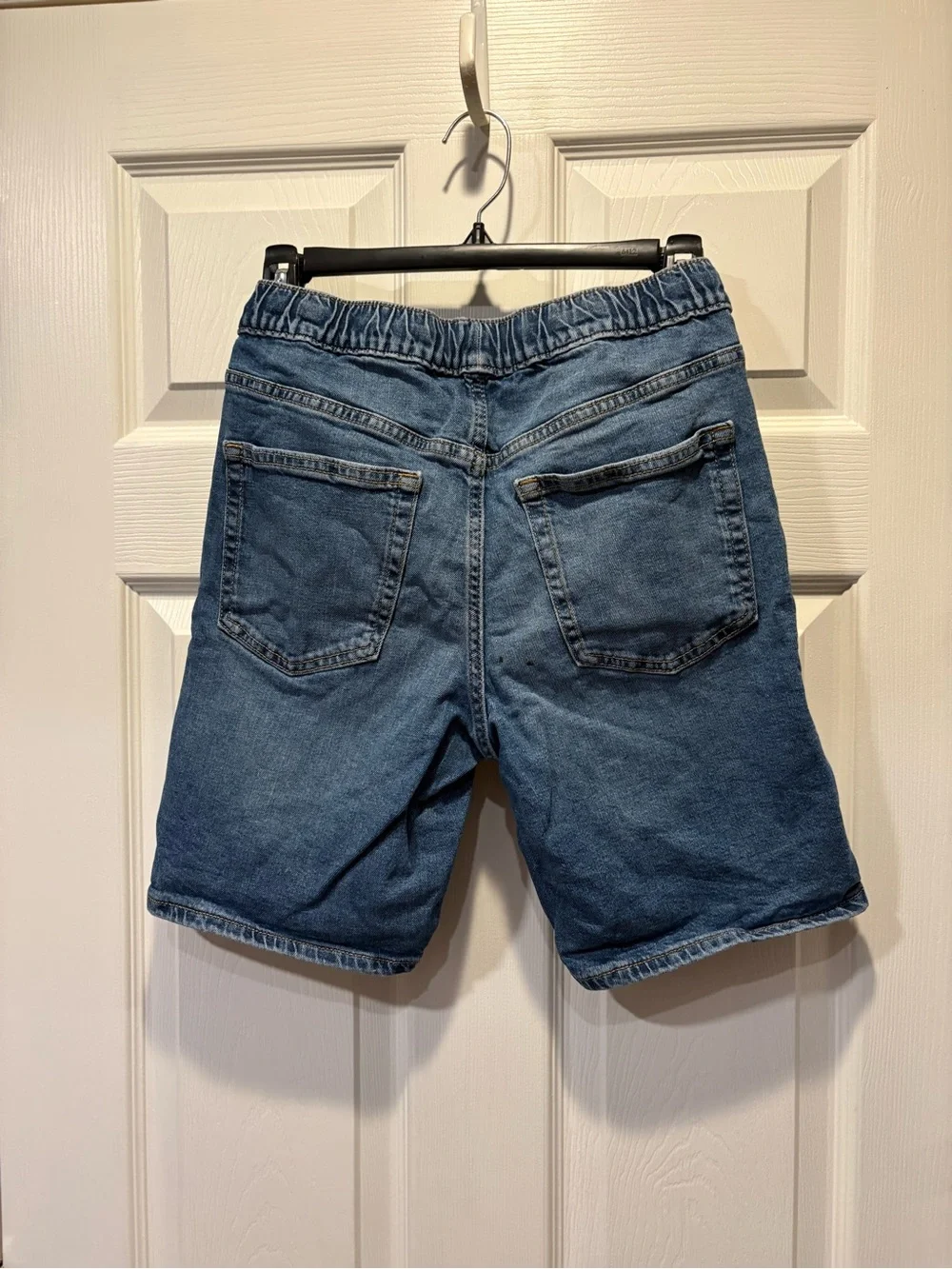 Old Navy Big Kid’s Medium Blue Distressed Denim Drawstring Slim Shorts